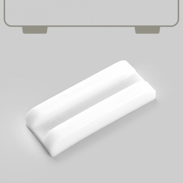 PVC 가구발 화이트 (18x46mm)